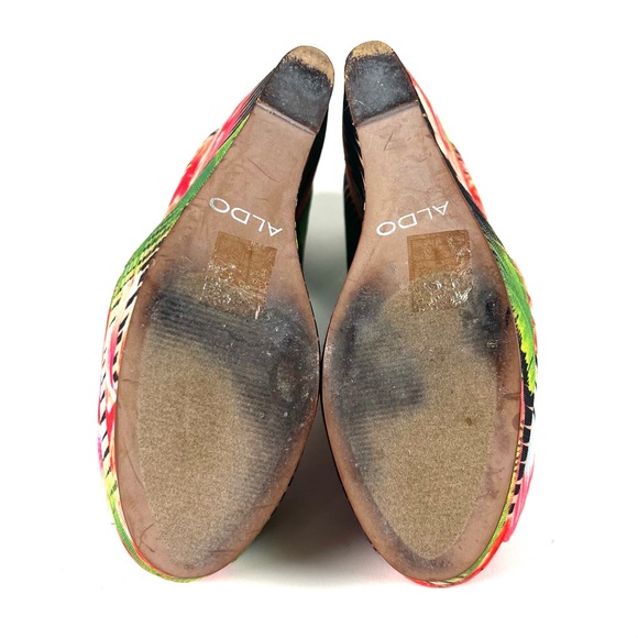 Aldo Tropical Print Hazinski Peep Toe Wedges - Picture 9 of 9